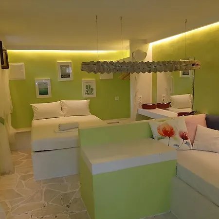 Дом отдыха Traditional House By The Beach Agia Theodoti