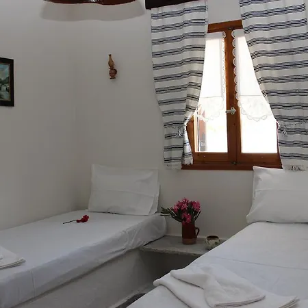 Traditional House By The Holiday home