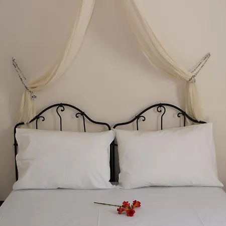 Holiday home Traditional House By The