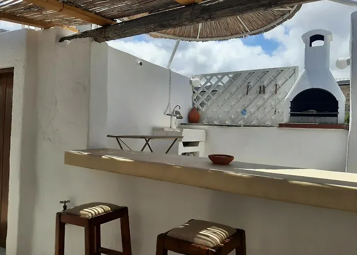 Nyaraló Traditional House By The Ajía Theodóti