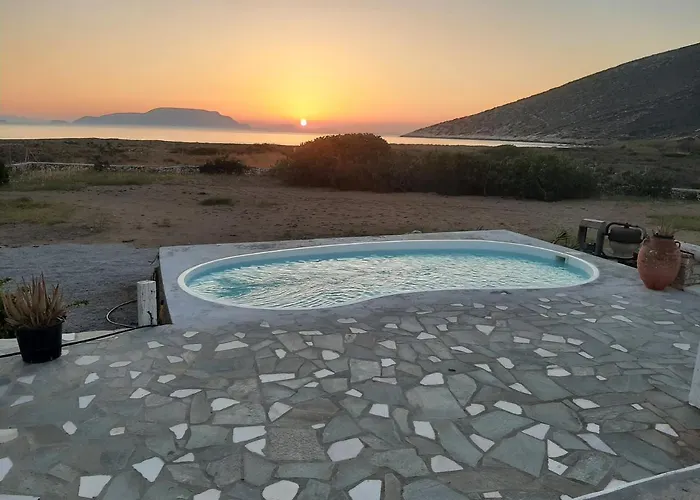 Nyaraló Traditional House By The Ajía Theodóti