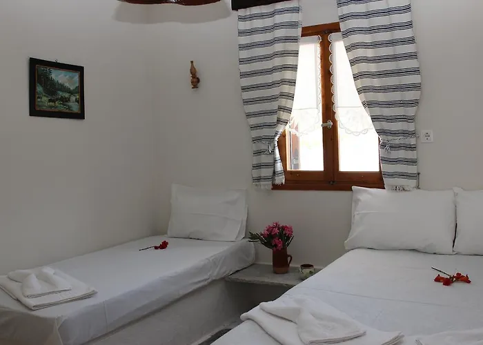 Traditional House By The Nyaraló