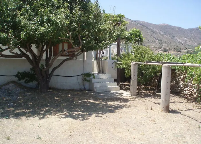 Nyaraló Traditional House By The *